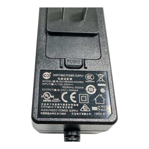 Switching Power Supply S018BAM2400060 AC/DC Adapter 100-240V‎ 24V 600mA - Picture 3 of 6